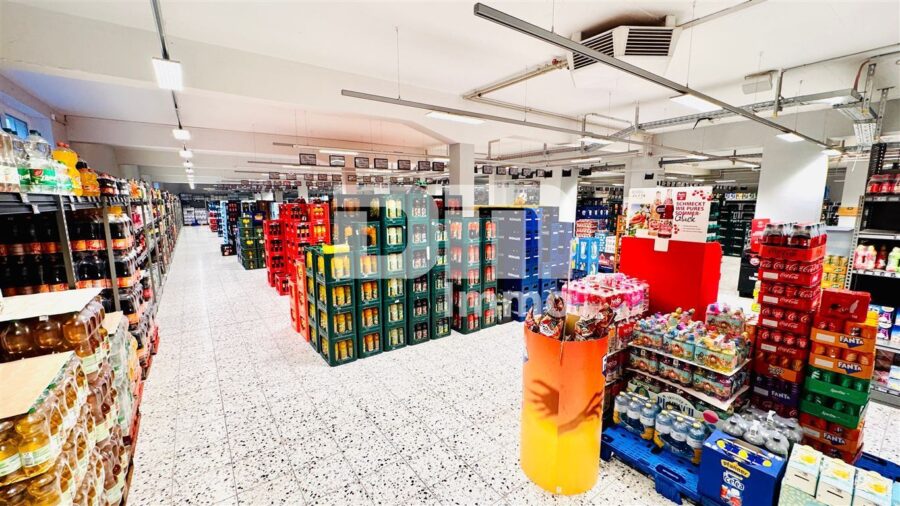 Modernisierter Gewerbekomplex (2 Gebäudeteile) mit langfristigem Mieter + freie Flächen im OG - Gebäude 3 EG Getränkemarkt